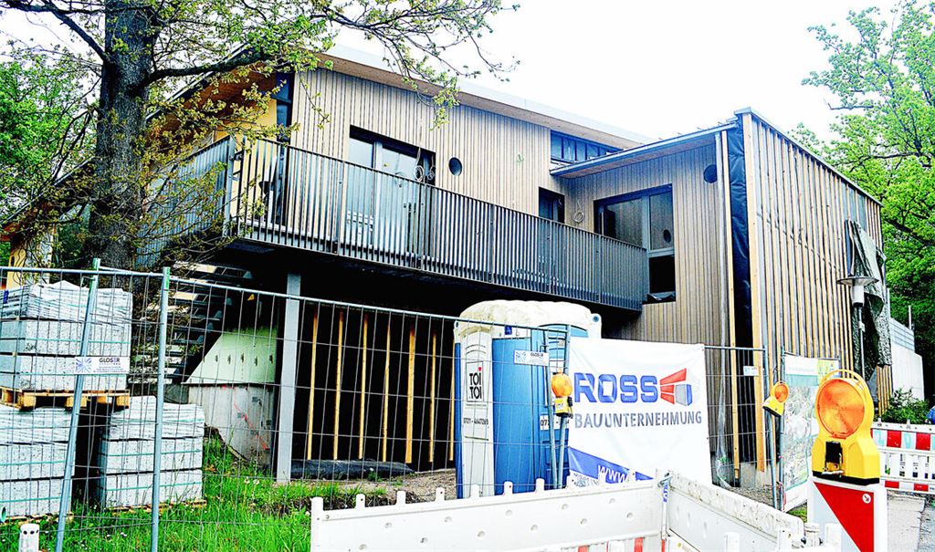 Der Erweiterungsbau des Kindergartens Steidach macht Fortschritte. Foto: Stahlfeld