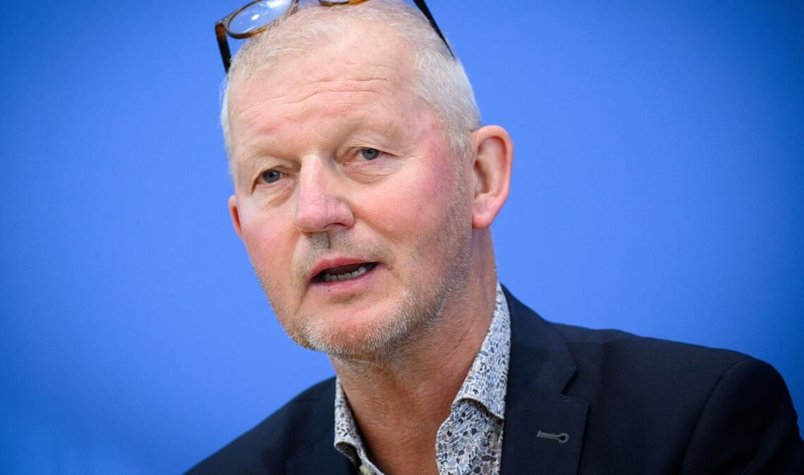 Der Erziehungswissenschaftler Olaf Köller sieht neben den Risiken auch die Chancen für Jugendliche im digitalen Raum. (Archivbild)