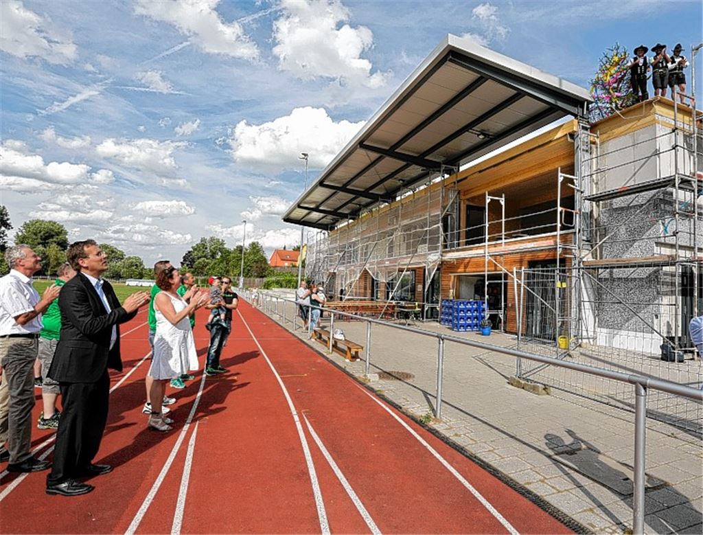 Fußballverein Niefern stockt doppelt auf
