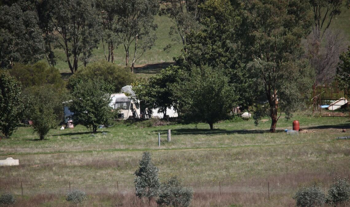 Der Flüchtige wurde auf einem abgelegenen Grundstück aufgespürt.