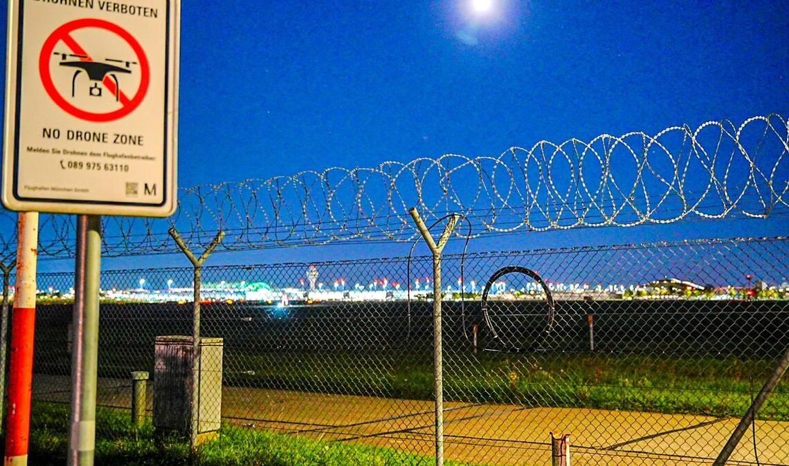 Der Flughafen München musste im Oktober wegen Drohnensichtungen mehrfach den Betrieb einstellen