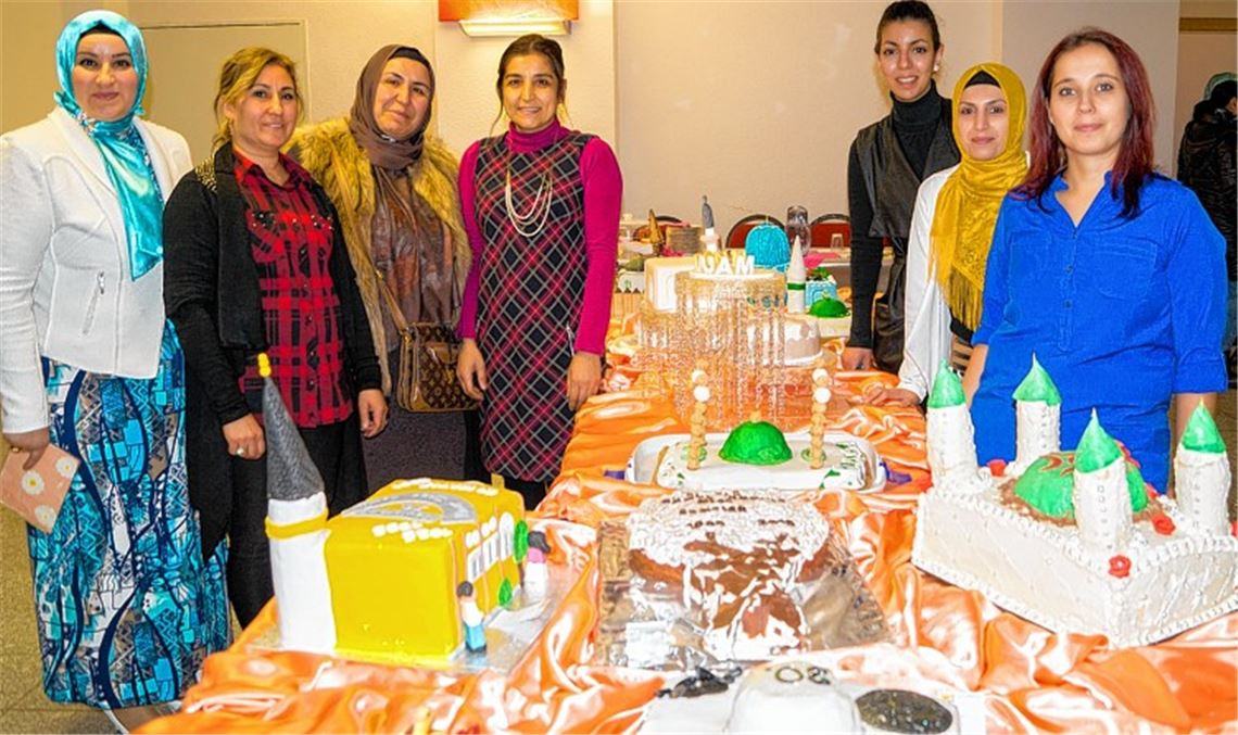 Geburtstagskuchen für die Moschee Geburtstagskuchen für die Moschee