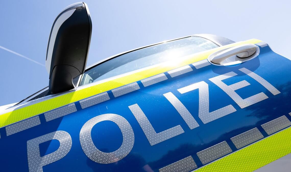 Der Führerschein des 20-Jährigen wurde einbehalten. (Symbolbild)