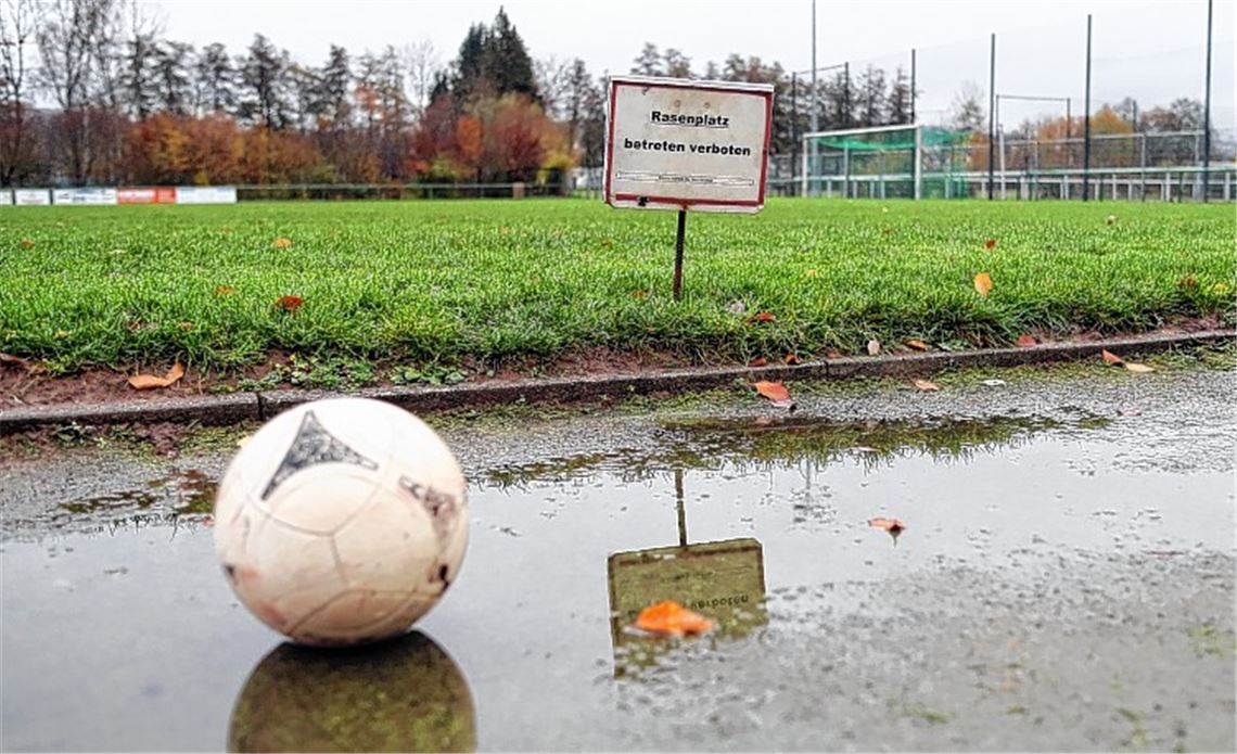 96 Nachholspiele in fünf Ligen