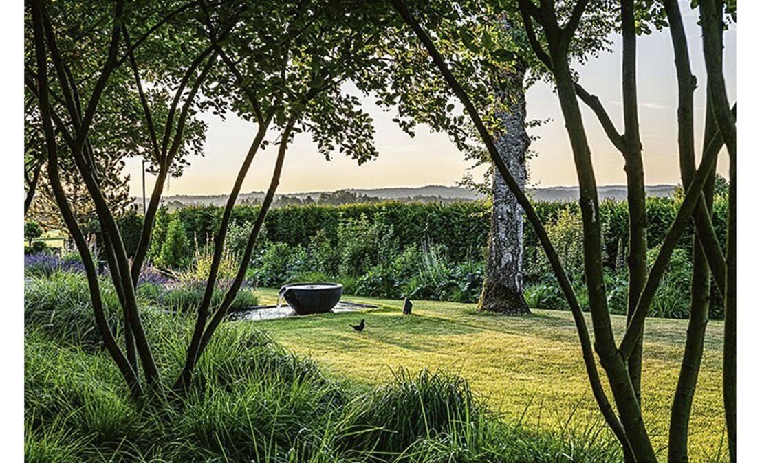 Der Garten besticht durch seine ruhige Atmosphäre, seine Konzentration auf das Wesentliche und seine gelungenen Proportionen.