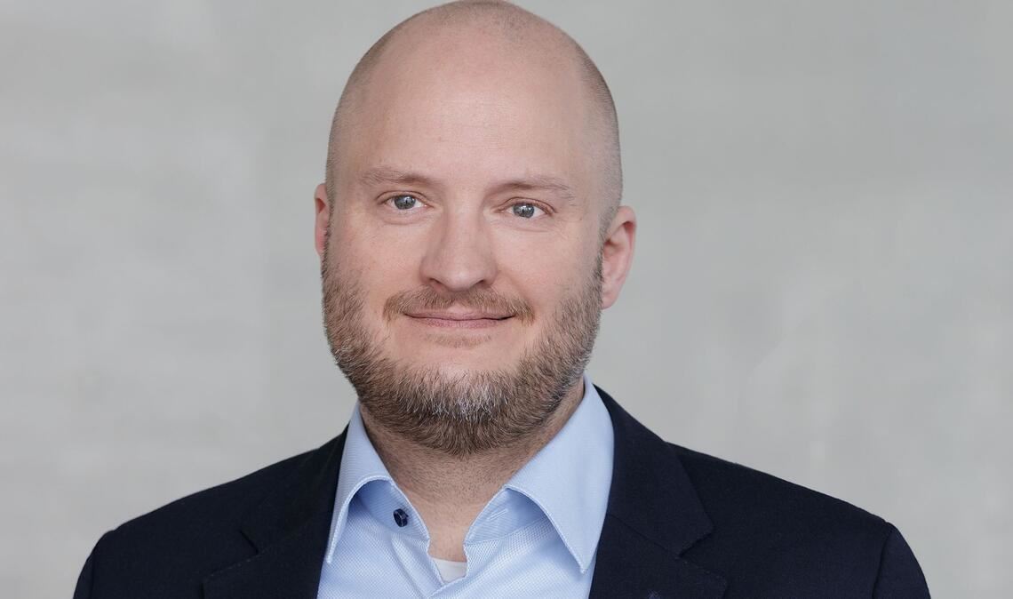 Der Gesamtbetriebsrat der Commerzbank um Chef Sascha Uebel will Strafanzeige gegen die Unicredit stellen