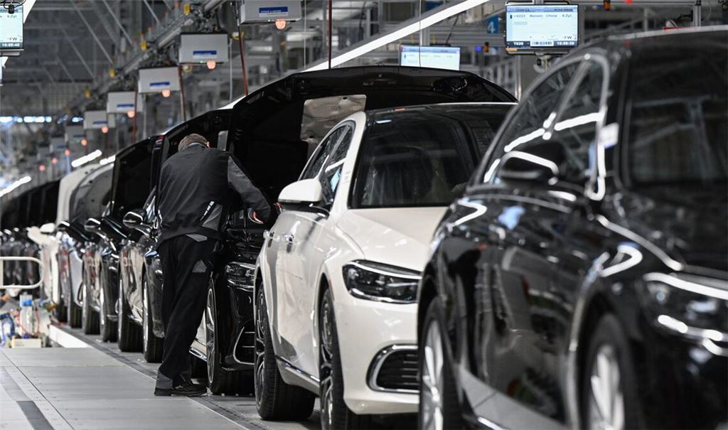 Der Gewinn von Mercedes-Benz ist drastisch gesunken.