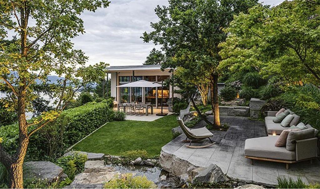 Der Gewinnergarten 2026: Daniel Berg GmbH unter der Überschrift „Der Garten als ideale Fortsetzung einer Landschaft“ mit seinem Projekt in Weggis im Schweizer Kanton Luzern.