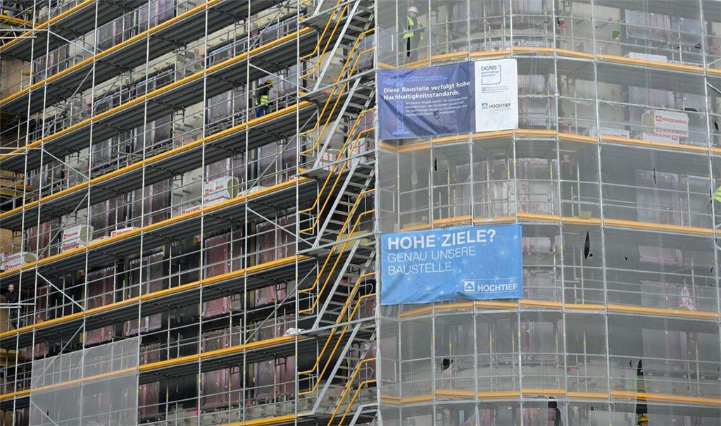 Der Hochbau hat sich im August erholt. Die Unternehmen sammelten mehr Aufträge ein.