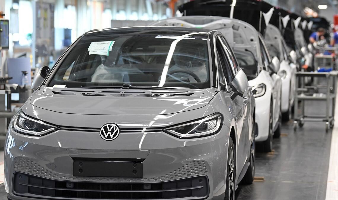 Der ID.3 hat den Spitzenplatz des häufigsten Elektroautos in Deutschland übernommen. (Archivbild)