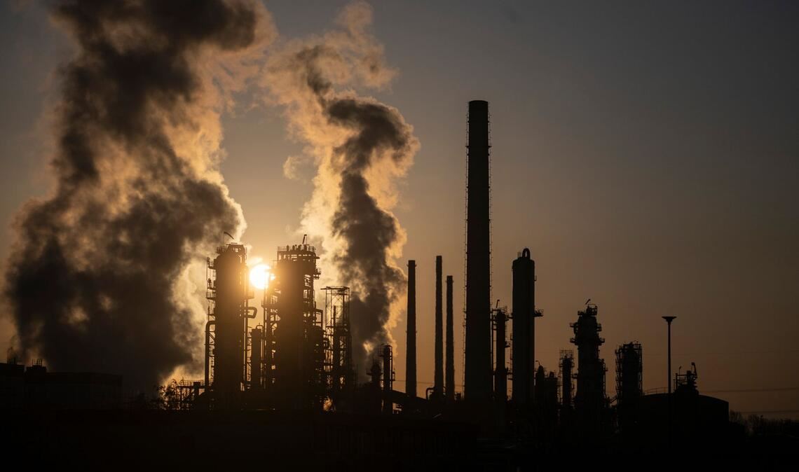 Der Iran-Krieg trifft die von Rohstoffen abhängige deutsche Wirtschaft hart. (Symbolbild)