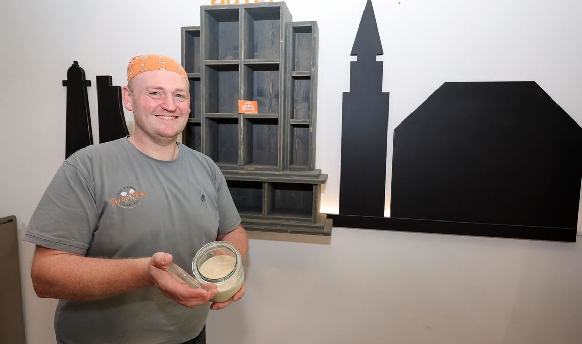 Der Kieler Bäcker David Schöne eröffnet ein kleines Hotel.