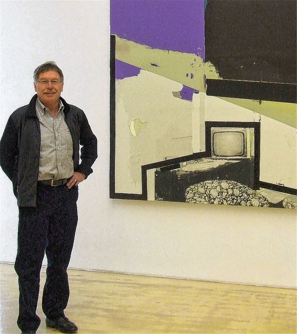 Der Kunstsammler und Leiter des Museums Kunstwerk Peter W. Klein vor einem großformatigen Werk der Leipziger Malerin Franziska Holstein in der aktuellen Ausstellung „Konstruktives Widersprechen“. Bild re.: Die junge russische, in Berlin lebende Malerin Inna Artemova verbindet Elemente der Architektur und der Acrylmalerei in ihren Bildern. 