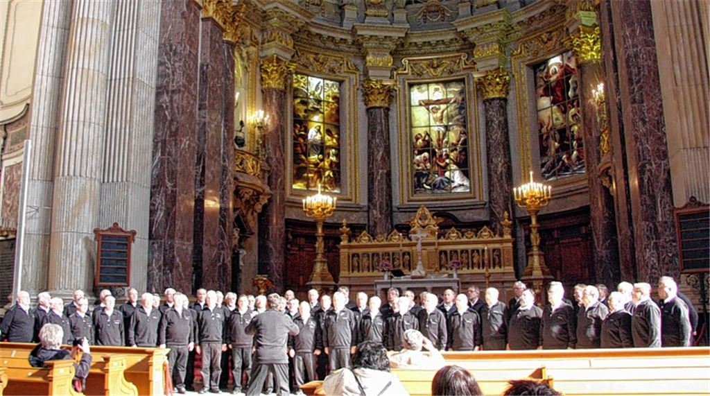 Chor beeindruckt in Berlin