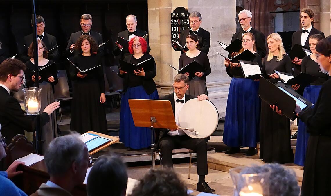 Der Maulbronner Kammerchor bietet ungewöhnliche Höreindrücke. Fotos: Weber