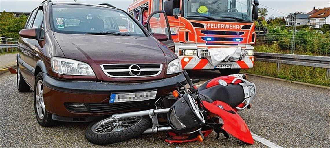 Motorrad-Fahrschüler schwer verletzt