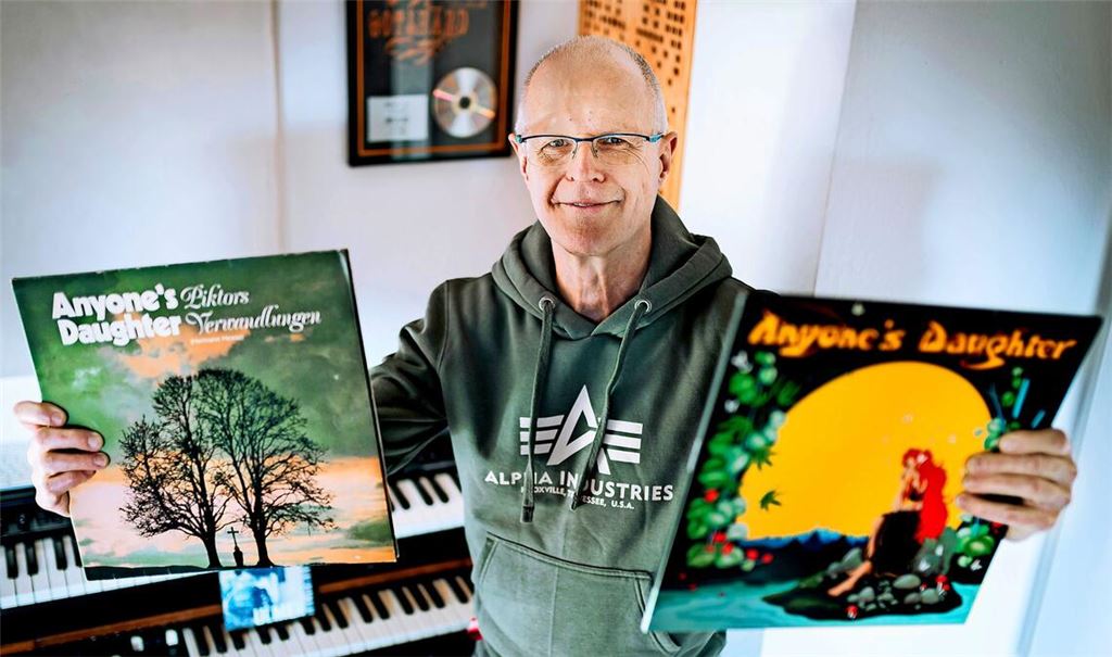 Der Musiker Matthias Ulmer präsentiert die Schätze von einst.