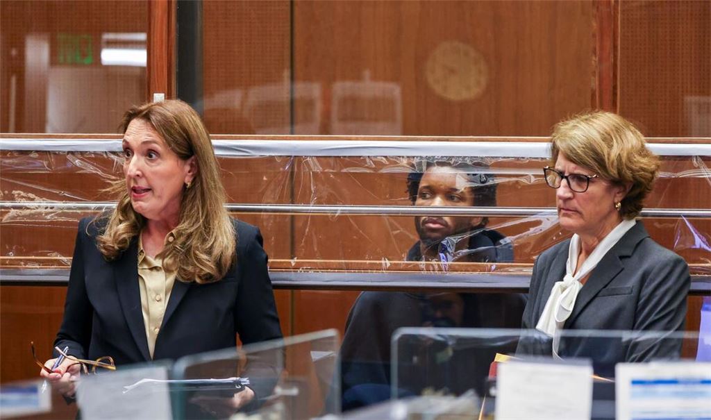 Der Musiker weist die Mordvorwürfe über sein Anwaltsteam zurück.