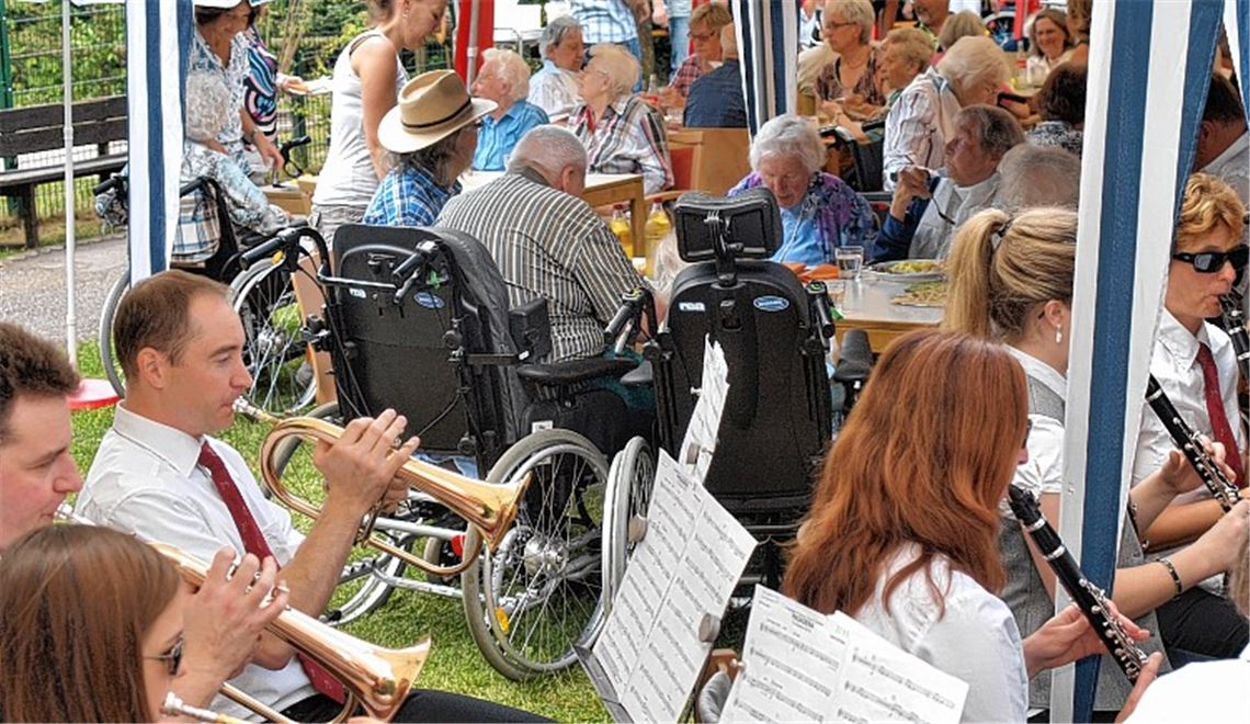 Der Musikverein Enzberg sorgt beim Sommerfest für den guten Klang. Foto: Appich