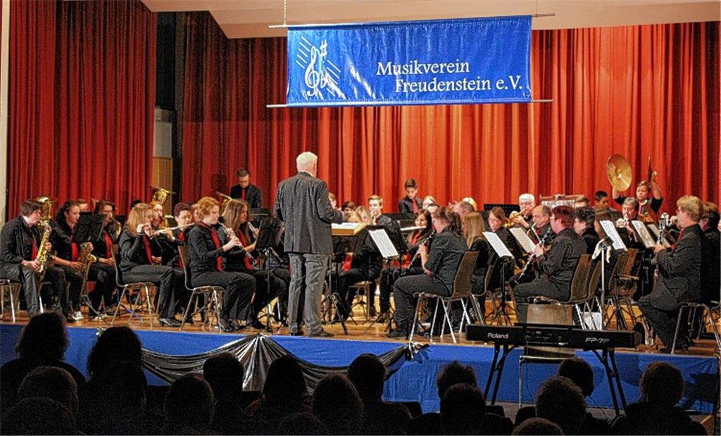 Der Musikverein Freudenstein gab am Silvesterabend ein abwechslungsreiches Konzert zum Jahreswechsel.
