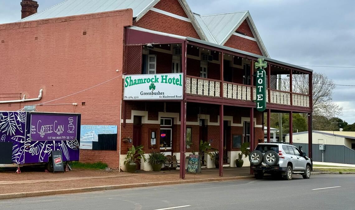 Der Ort Greenbushes südlich von Perth wirkt wie aus der Zeit gefallen.