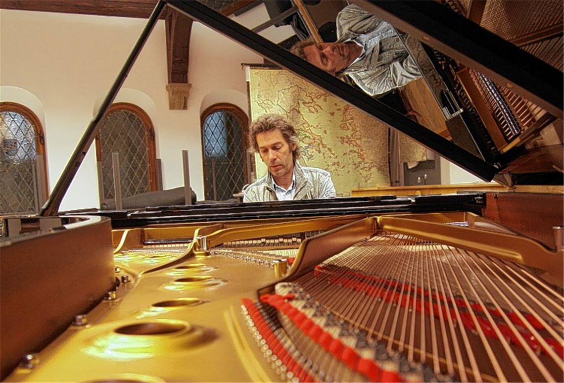 Der Pianist Bernd Glemser gehört auch im Jahr 2015 zu den tragenden Säulen der Maulbronner Klosterkonzerte.