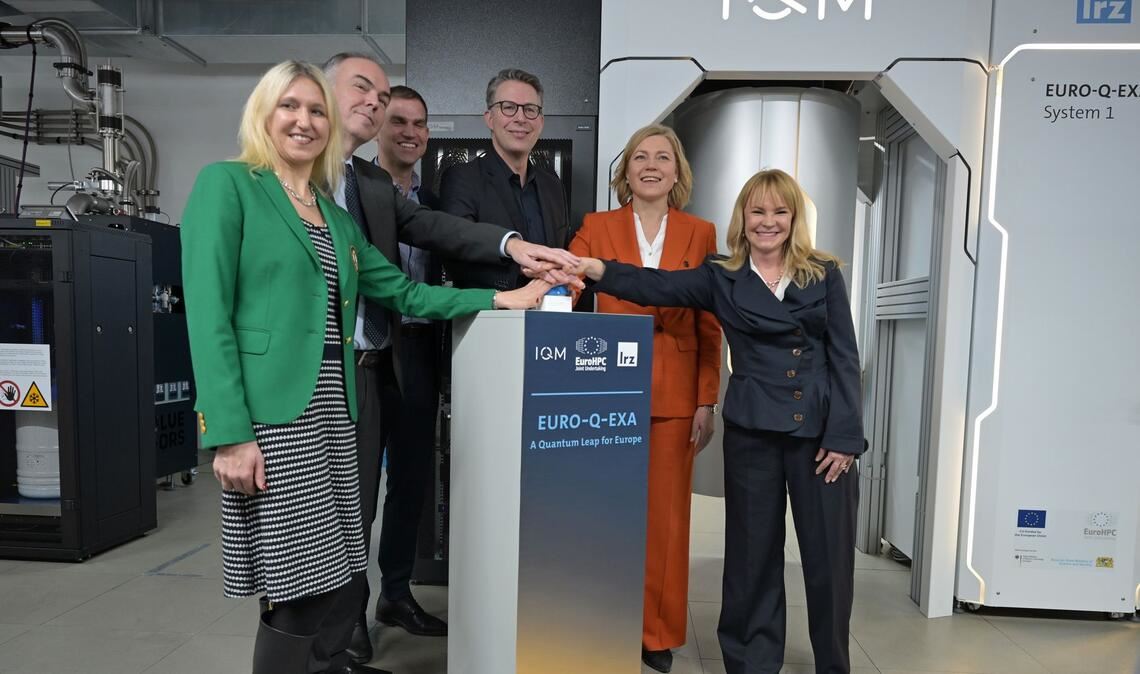 Der Quantencomputer Euro-Q-Exa wird offiziell in Betrieb genommen.