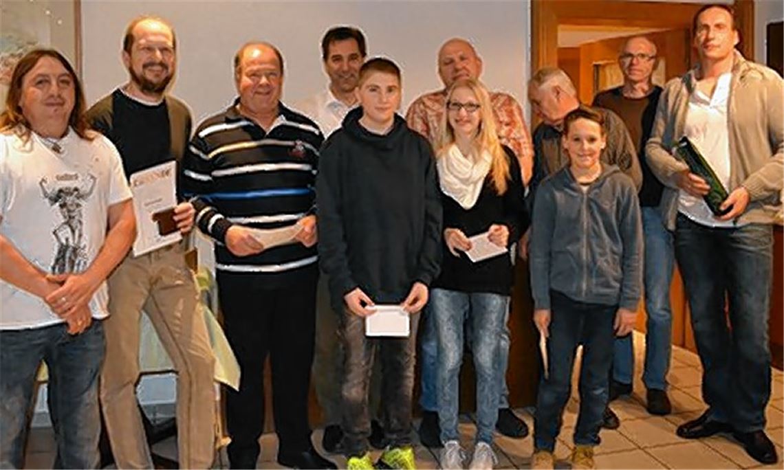 Der RMSC Ölbronn ehrt seine erfolgreichen Motorradtrialer.