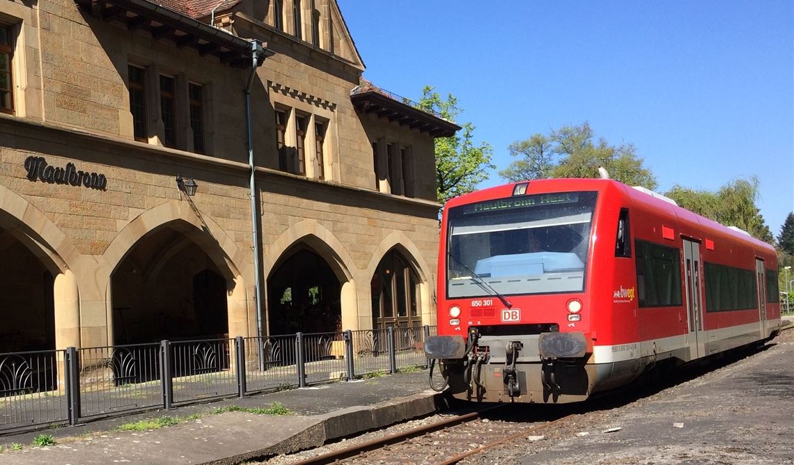 Klosterstadt-Express wird zum Rad-Express Der „Rad-Express Kloster Maulbronn“ am Maulbronner Stadtbahnhof.privat