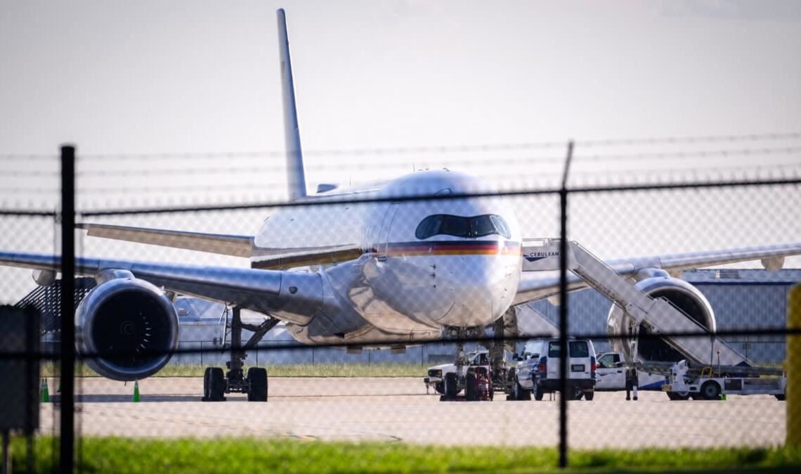 Der Regierungsflieger hat einen technischen Schaden. 