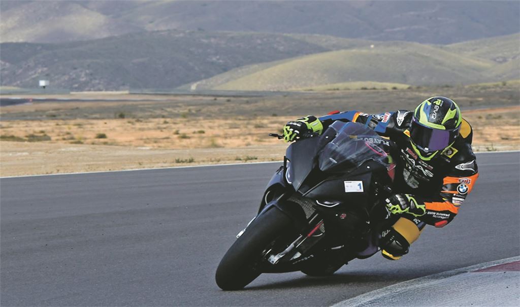 Der Rennfahrer Dominik Vincon testet in Südspanien das Material, mit dem er und sein Team LRP Poland kommende Saison bei der Langstrecken-WM an den Start gehen.Fotos: Cyril McGinnis