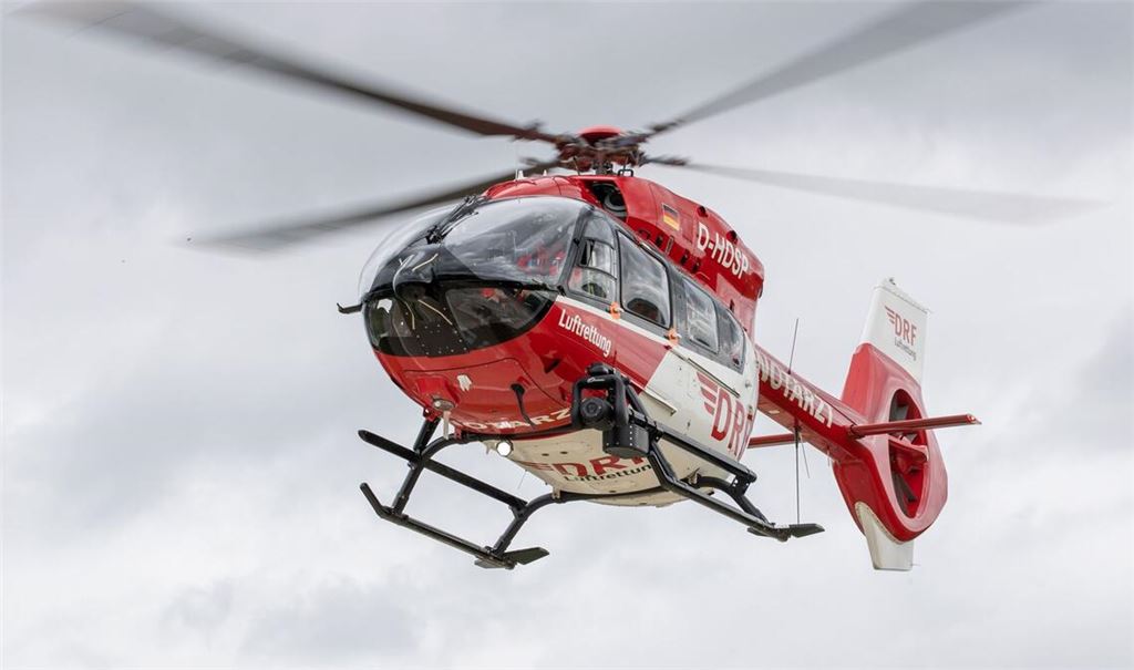 Der Rettungsdienst brachte die Verletzten in Krankenhäuser. (Symbolbild)