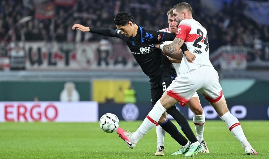 Der SC Paderborn legt los wie die Feuerwehr, beim VfB ist die Verunsicherung deutlich zu spüren.