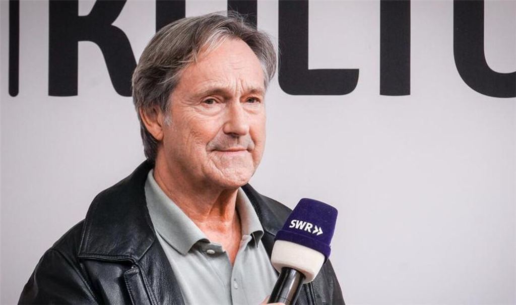 Der Schauspieler Helmut Zierl war zu Gast beim Weindorf-Treff der Stuttgarter Zeitung, der Stuttgarter Nachrichten und des Südwestrundfunks.