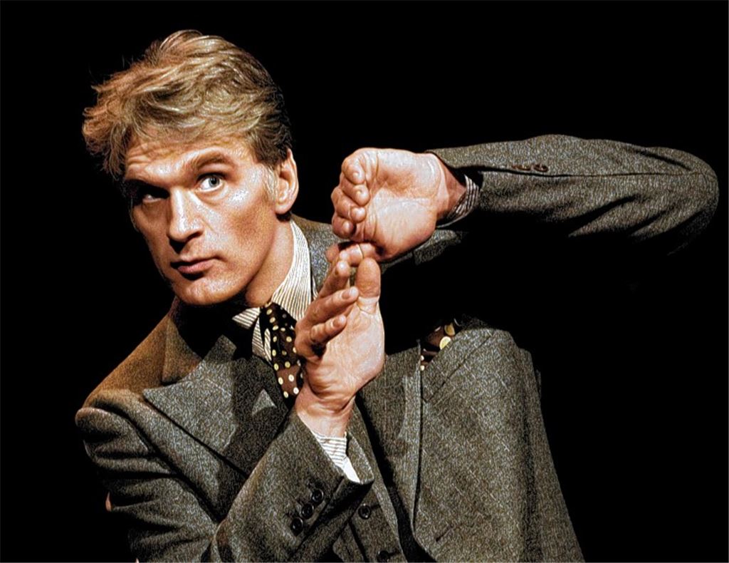 Der Schauspieler Walter Sittler (li.) zählt zu den zahlreichen bekannten Akteuren, die in der kommenden Theatersaison auf der Mühlehof-Bühne auftreten werden. Schon mehrfach zu Gast in Mühlacker war Peter Fricke (re.), der am Sonntag, 17. November, in der Komödie „Möwe und Mozart“ zu sehen ist. Fotos: Jennifer Sittler, Archiv