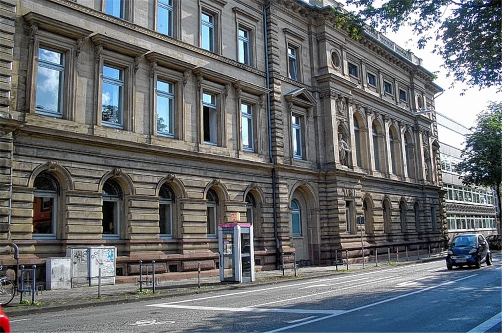 Der Sitz des Schwurgerichts in Karlsruhe, wo gegen die 23-Jährige verhandelt wird.Foto: privat