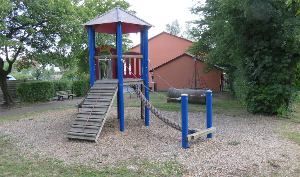 Der Spielplatz am Kindergarten. Fotos: Becker