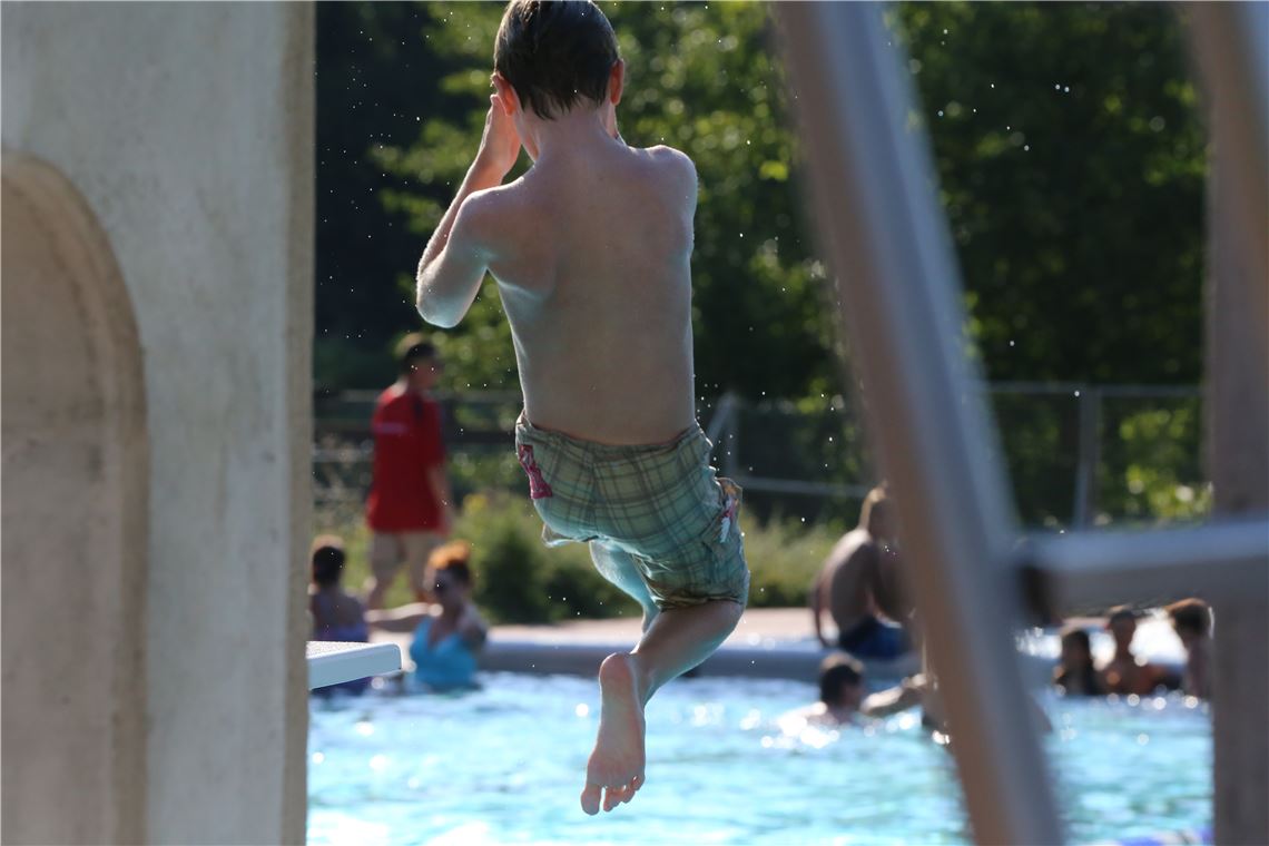 lh Freibad Ötisheim (8)