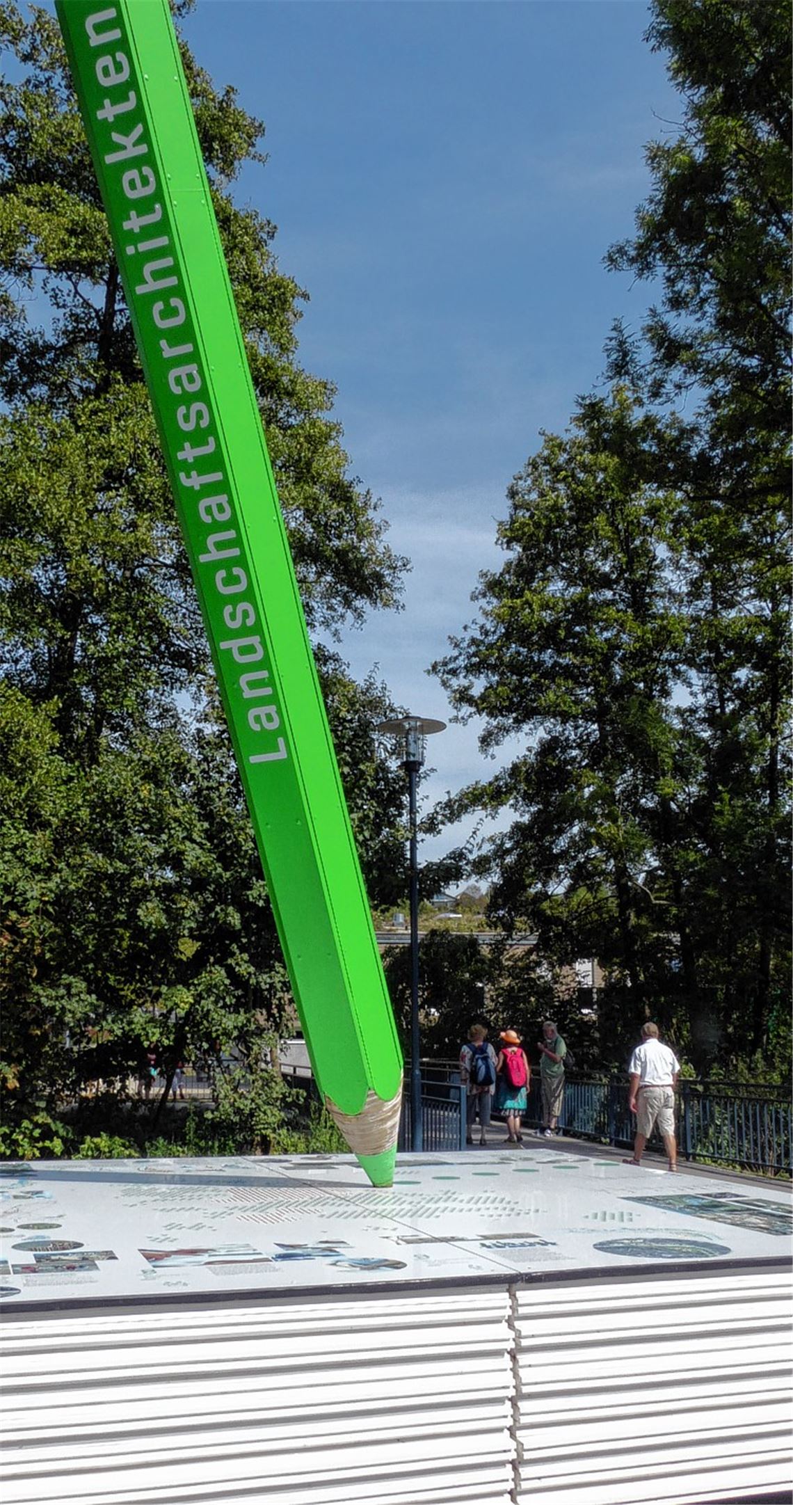 Nicht zu übersehen: Stift in den Enzgärten