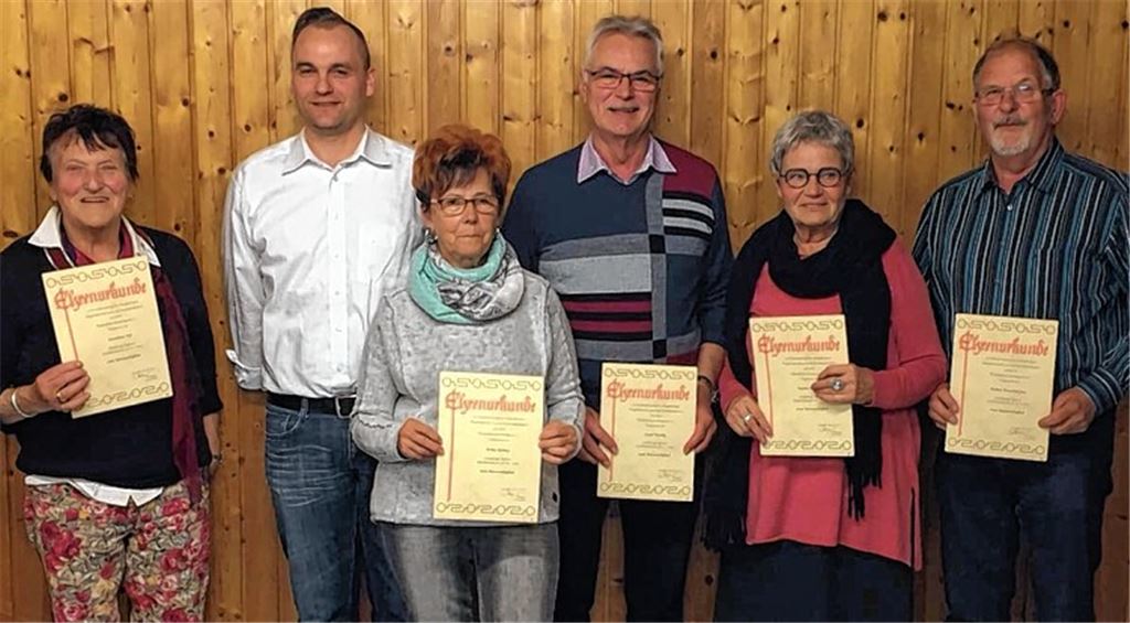 TV Lienzingen ehrt langjährige Mitglieder