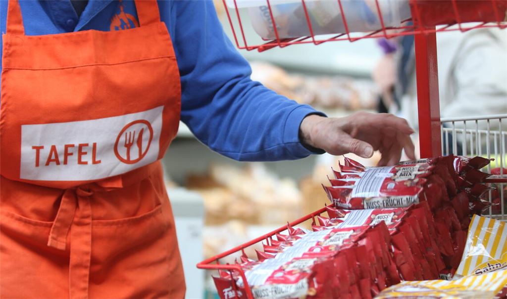 Der Tafelladen in Mühlacker nimmt keine neuen Kunden mehr an. Die Grenze der Belastbarkeit der ehrenamtlich Mitarbeitenden sei erreicht, sagt die Vereinschefin. Fotos: Disselhoff