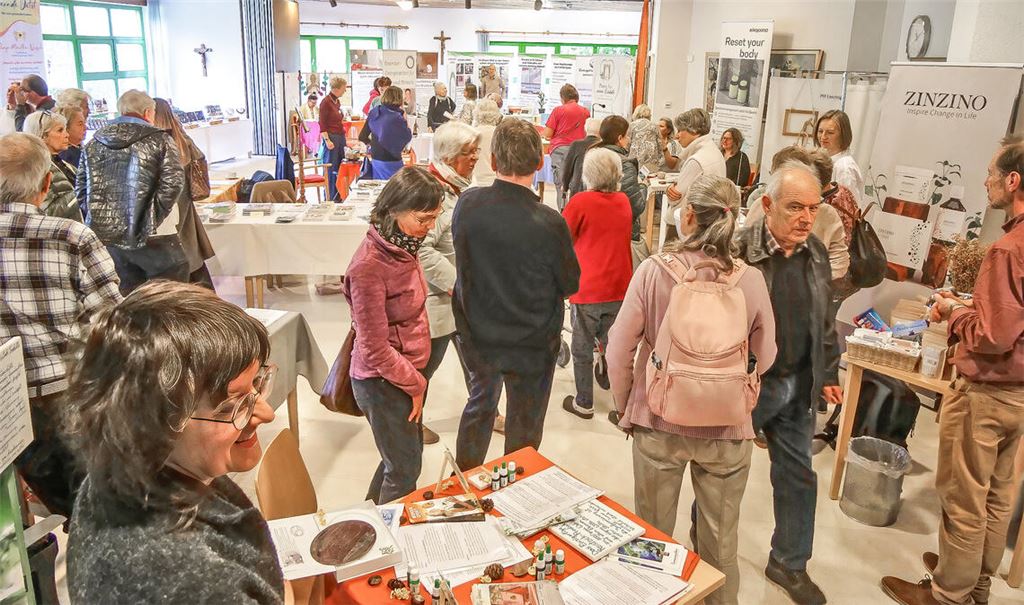 Der „Tag der Naturheilkunde“ im Mehrgenerationenhaus in Mühlacker stößt auf ein reges Interesse. Foto: Friedrich