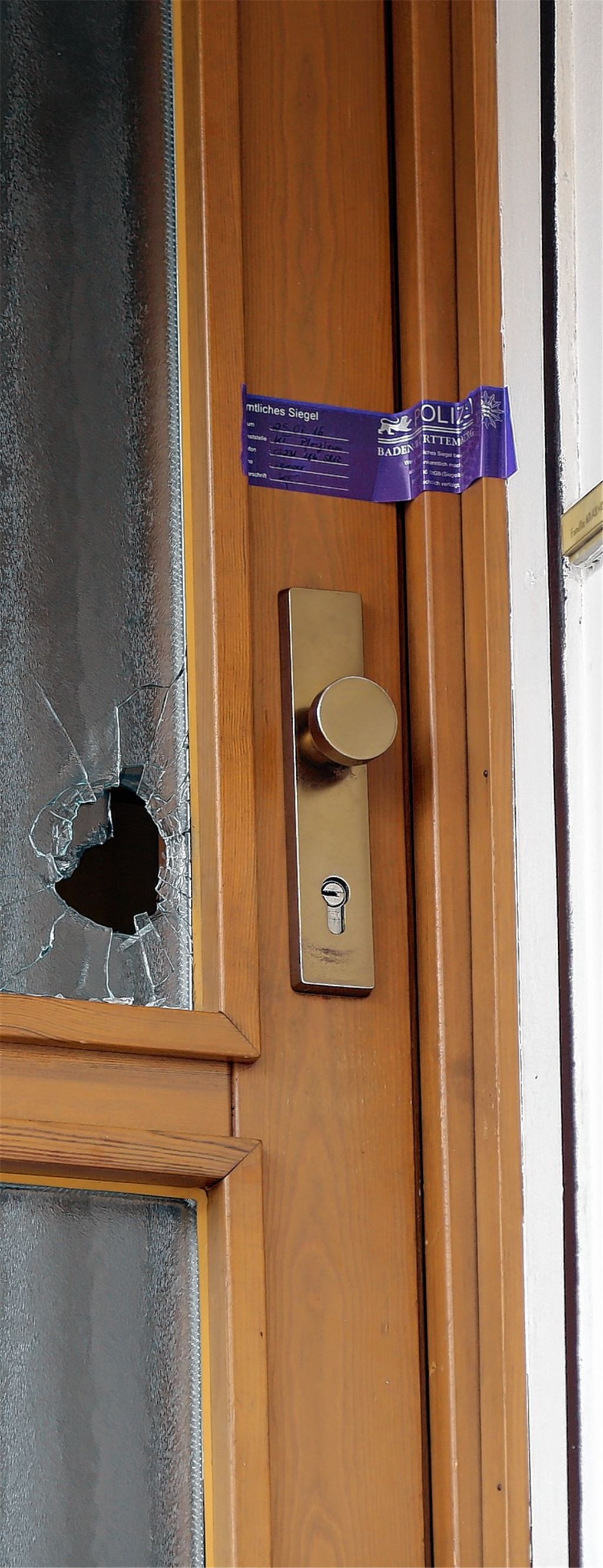 Szenen eine Ehe: Schläge und Schüsse in der Nacht