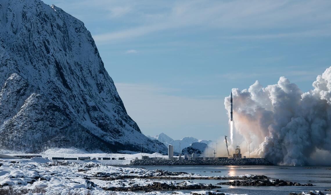 Raketenbauer Isar Aerospace bekommt EU-Aufträge Der Teststart der "Spectrum"-Rakete des deutschen Herstellers Isar Aerospace im März. Das Unternehmen hat die Testphase seiner Rakete noch nicht abgeschlossen, aber bereits kommerzielle Aufträge im Buch. (Archivbild)