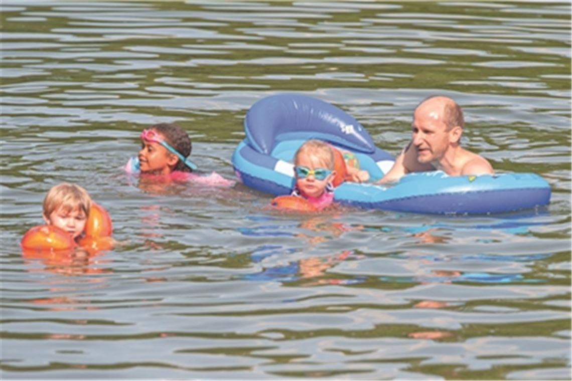 Der Tiefe See in Maulbronn könnte verlanden: Viele Gäste, die dort baden, wissen nichts von dem Problem, mit dem sich die Stadt seit Jahren befasst. Fotos: Fotomoment/Archiv