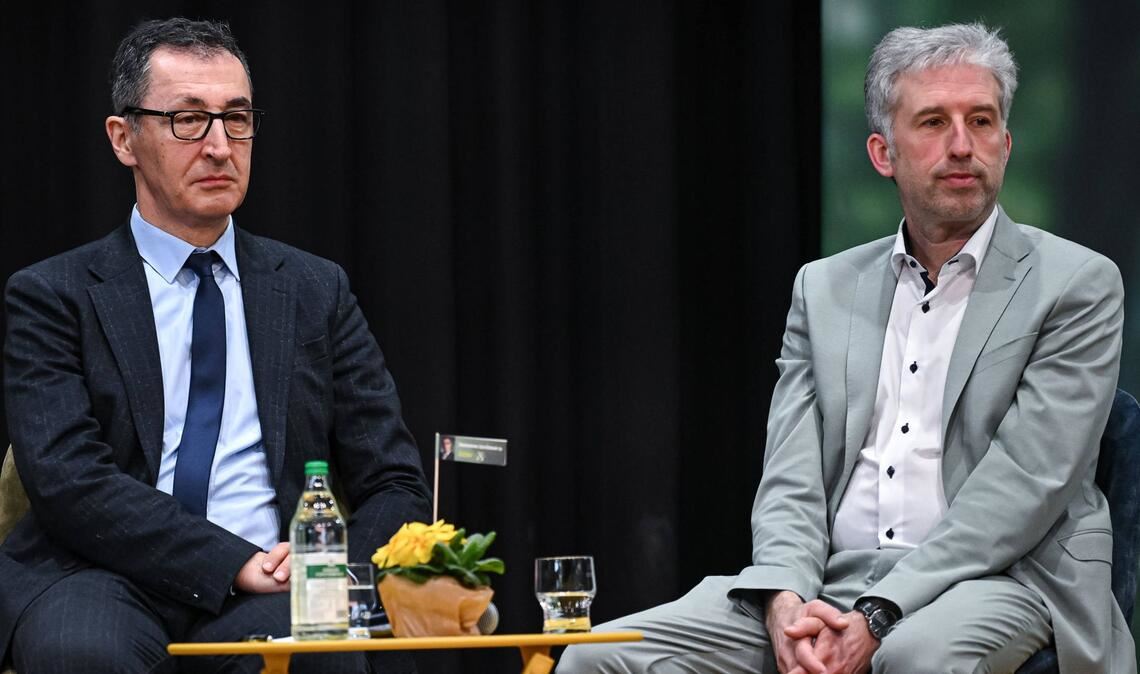 Der Tübinger Oberbürgermeister Boris Palmer (rechts) half Cem Özdemir im Wahlkampf. Spekulationen, er trete ins Kabinett ein, hat er jetzt beendet.