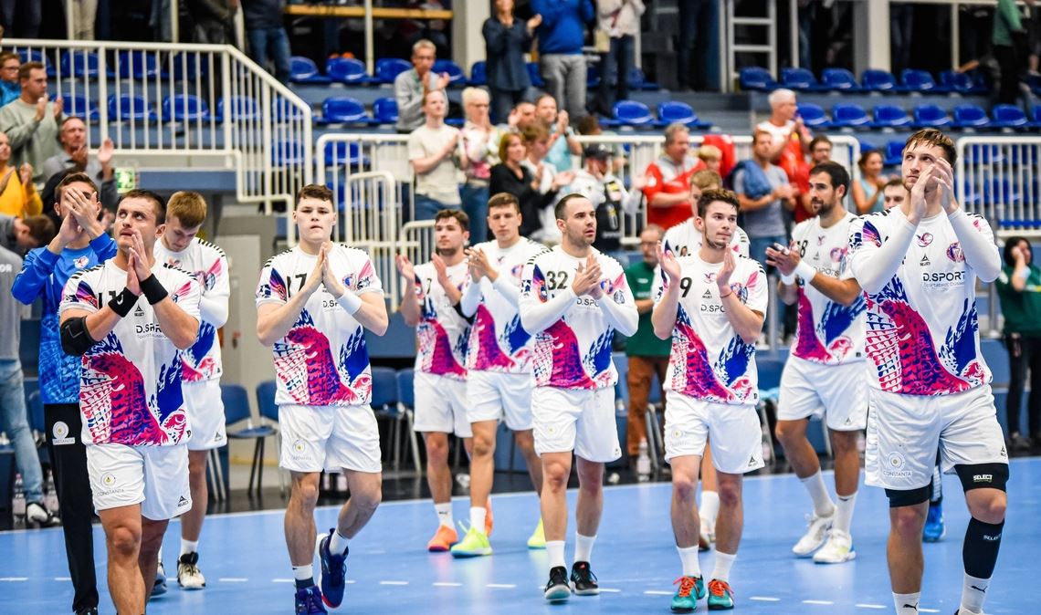 Der Ukrainische Meister  Motor Saporischschja  spielt diese Saison in der Zweiten Handball-Bundesliga mit.