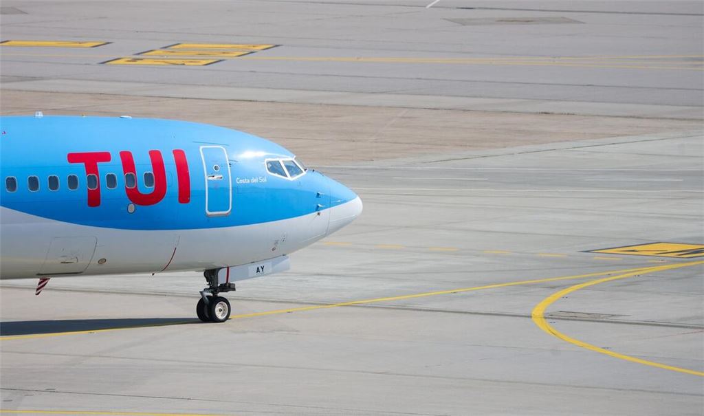 Der Unfall ereignete sich während einer Zeremonie zur Taufe eines Flugzeugs des Touristikunternehmens TUI. (Symbolbild)