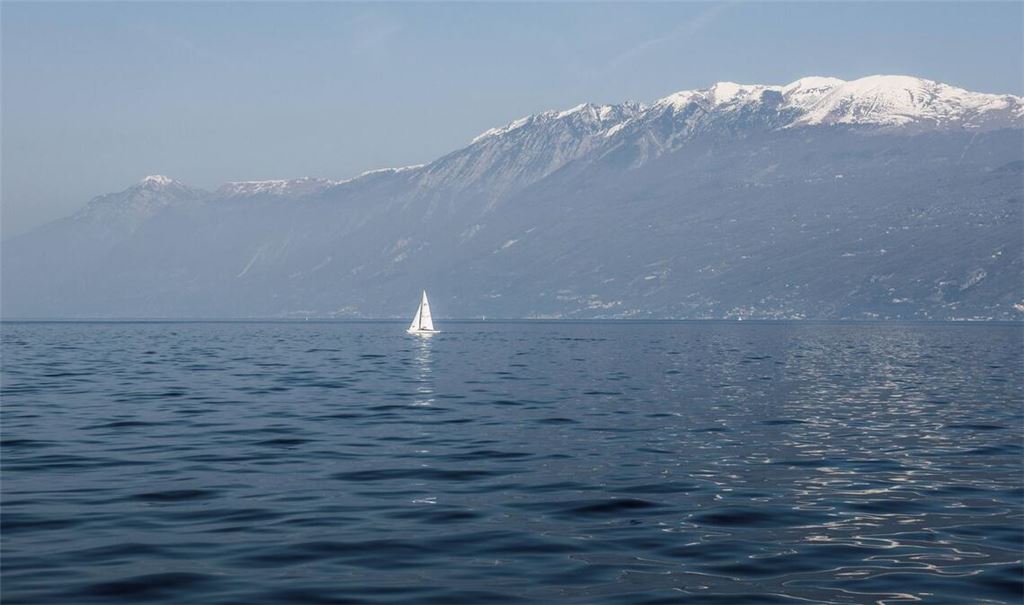 Der Urlaub am Gardasee endete für einen 35-Jährigen tödlich (Symbolbild).