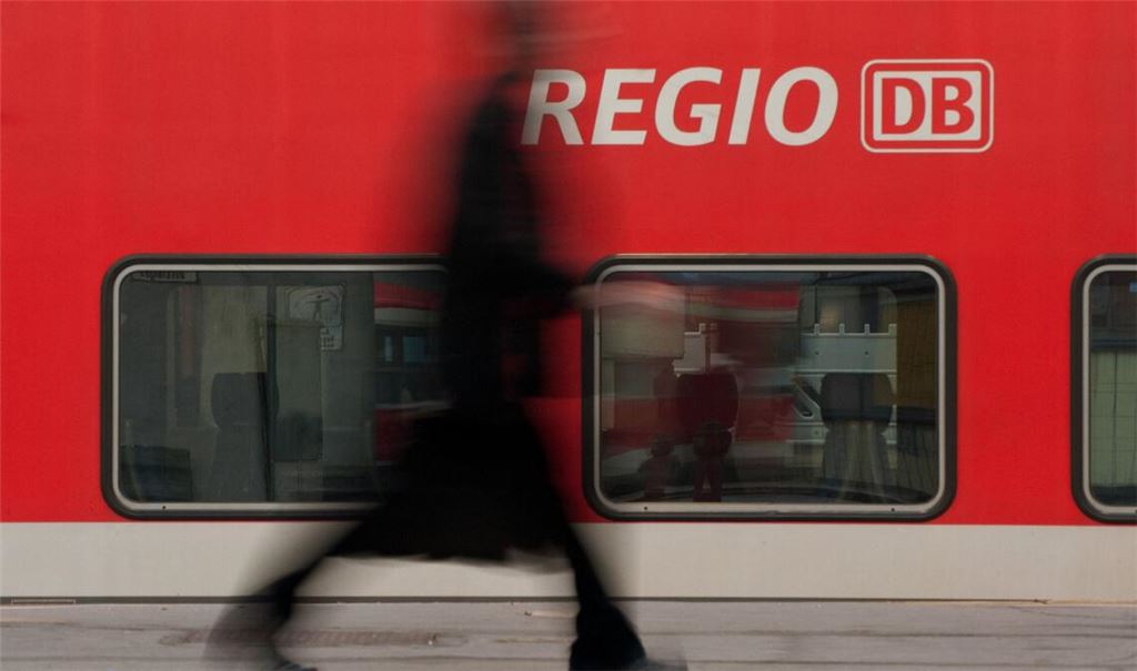 Der Vorfall ereignete sich in einem Regionalzug (Symbolbild).